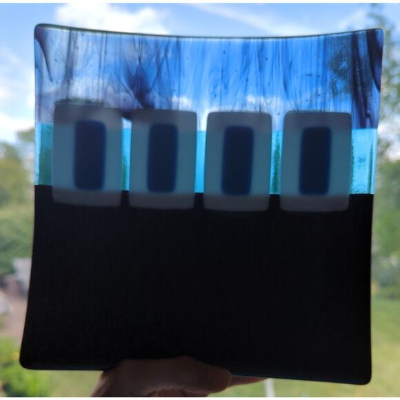 Mid Century Fused Art Glass Curved Plate Blue White Square Signed 8.5 x 8.5 x1.5 - Picture 3 of 5